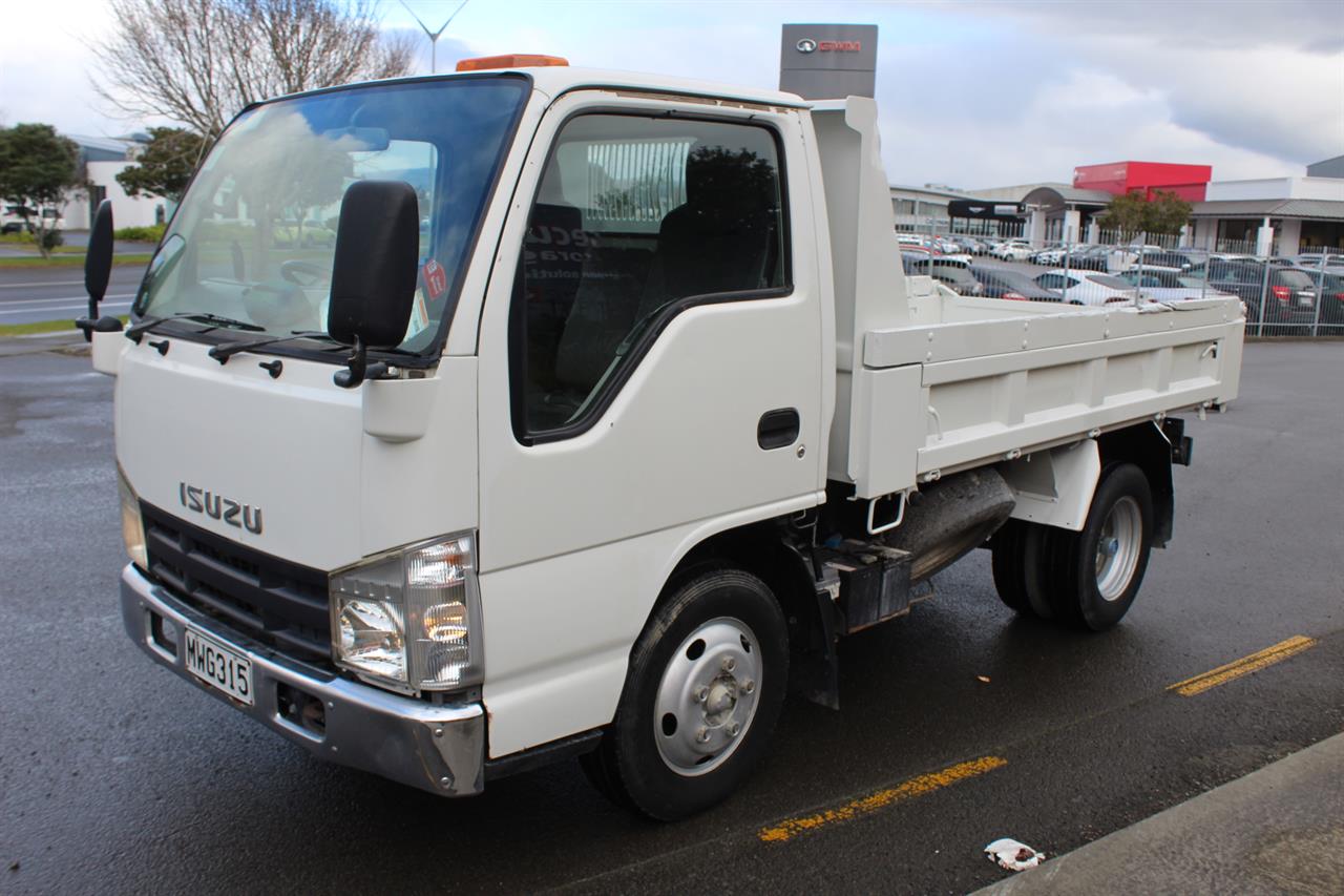 2007 Isuzu ELF