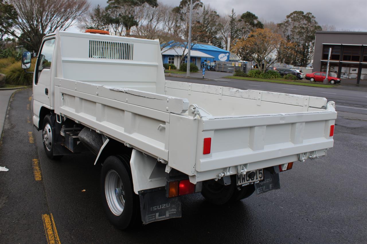 2007 Isuzu ELF