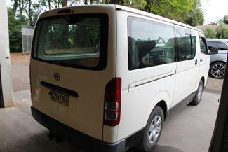 2009 Toyota Hiace - Thumbnail