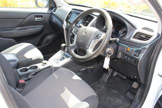 2019 Mitsubishi Triton - Thumbnail