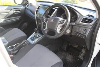2020 Mitsubishi Triton - Thumbnail