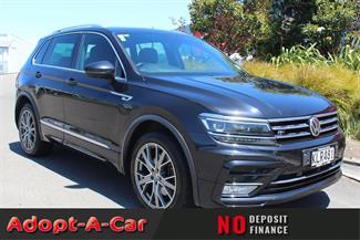 2017 Volkswagen Tiguan - Thumbnail