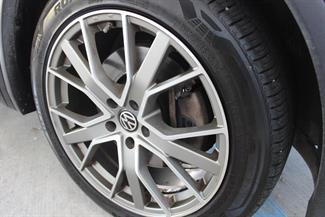 2017 Volkswagen Tiguan - Thumbnail