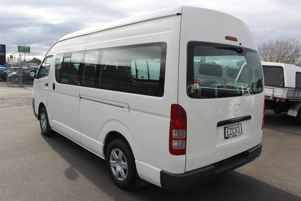 2009 Toyota Hiace