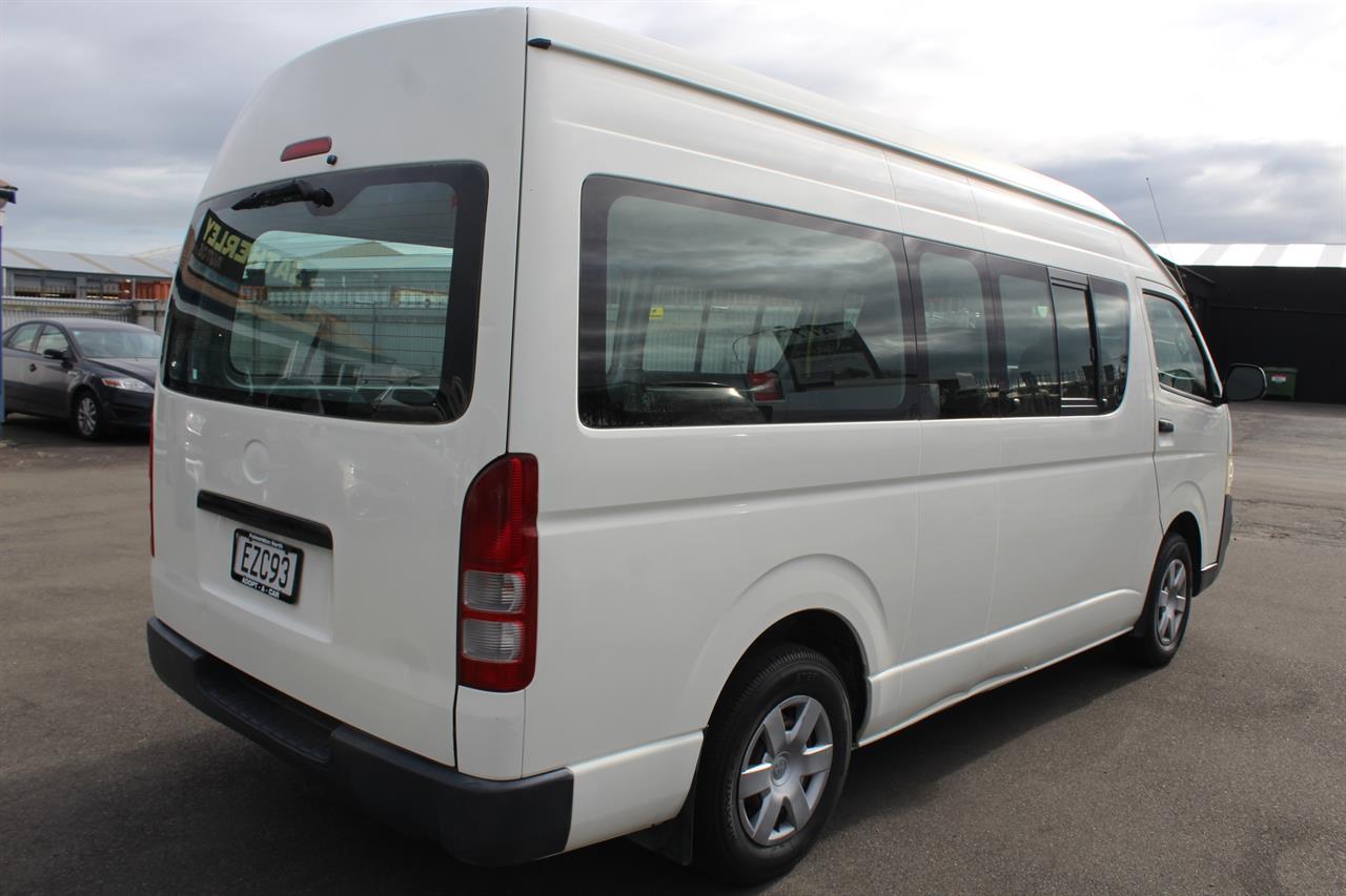 2009 Toyota Hiace