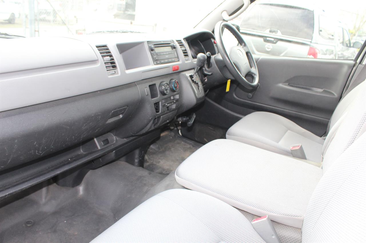 2009 Toyota Hiace