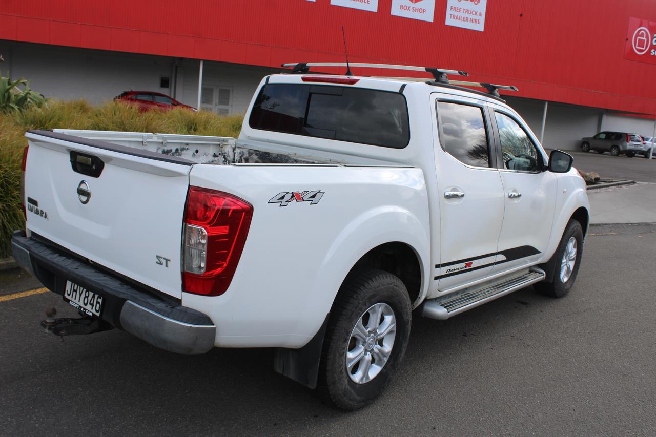 2015 Nissan Navara
