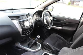 2015 Nissan Navara - Thumbnail