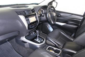 2018 Nissan Navara - Thumbnail