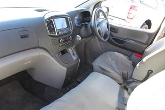2019 Hyundai ILOAD - Thumbnail