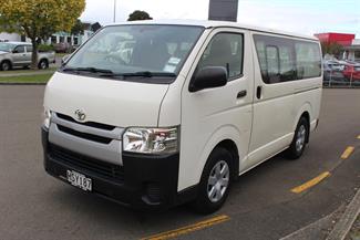 2014 Toyota Hiace - Thumbnail