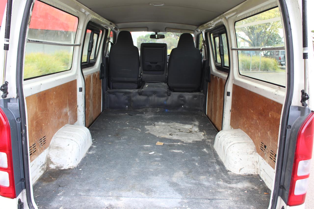 2014 Toyota Hiace