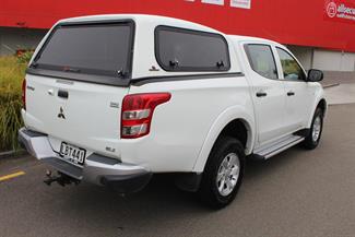 2017 Mitsubishi Triton - Thumbnail