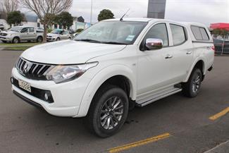 2018 Mitsubishi Triton - Thumbnail