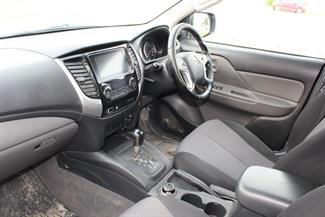 2018 Mitsubishi Triton - Thumbnail