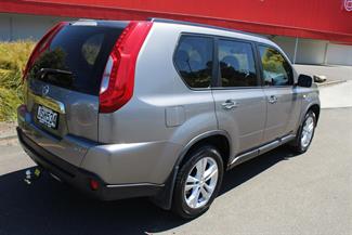 2011 Nissan X-Trail - Thumbnail