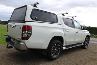 2020 Mitsubishi Triton - Thumbnail