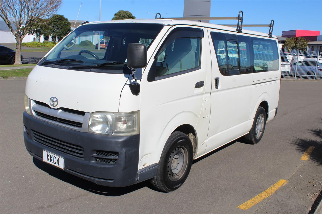 2006 Toyota Hiace