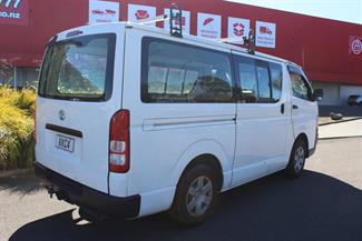 2006 Toyota Hiace - Thumbnail