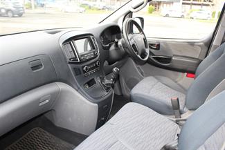2016 Hyundai ILOAD - Thumbnail