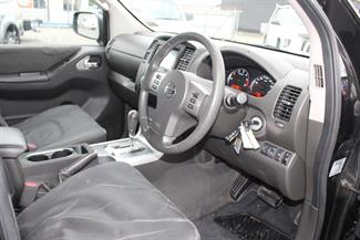 2012 Nissan Navara - Thumbnail