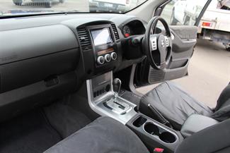 2012 Nissan Navara - Thumbnail