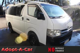 2011 Toyota Hiace - Thumbnail