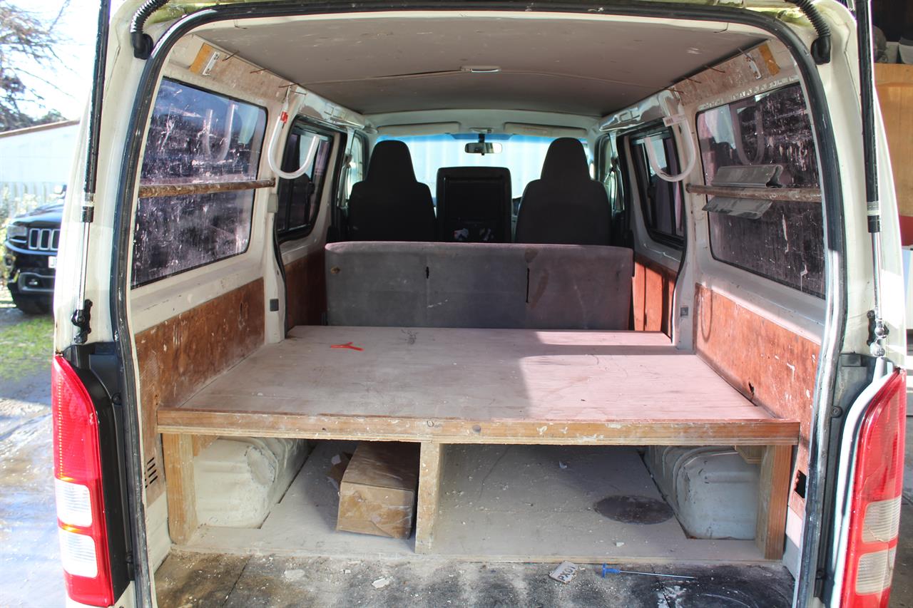 2011 Toyota Hiace