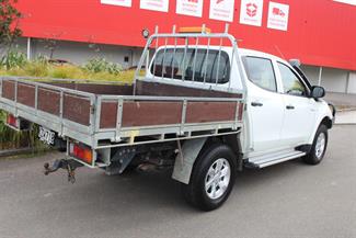 2017 Mitsubishi Triton - Thumbnail