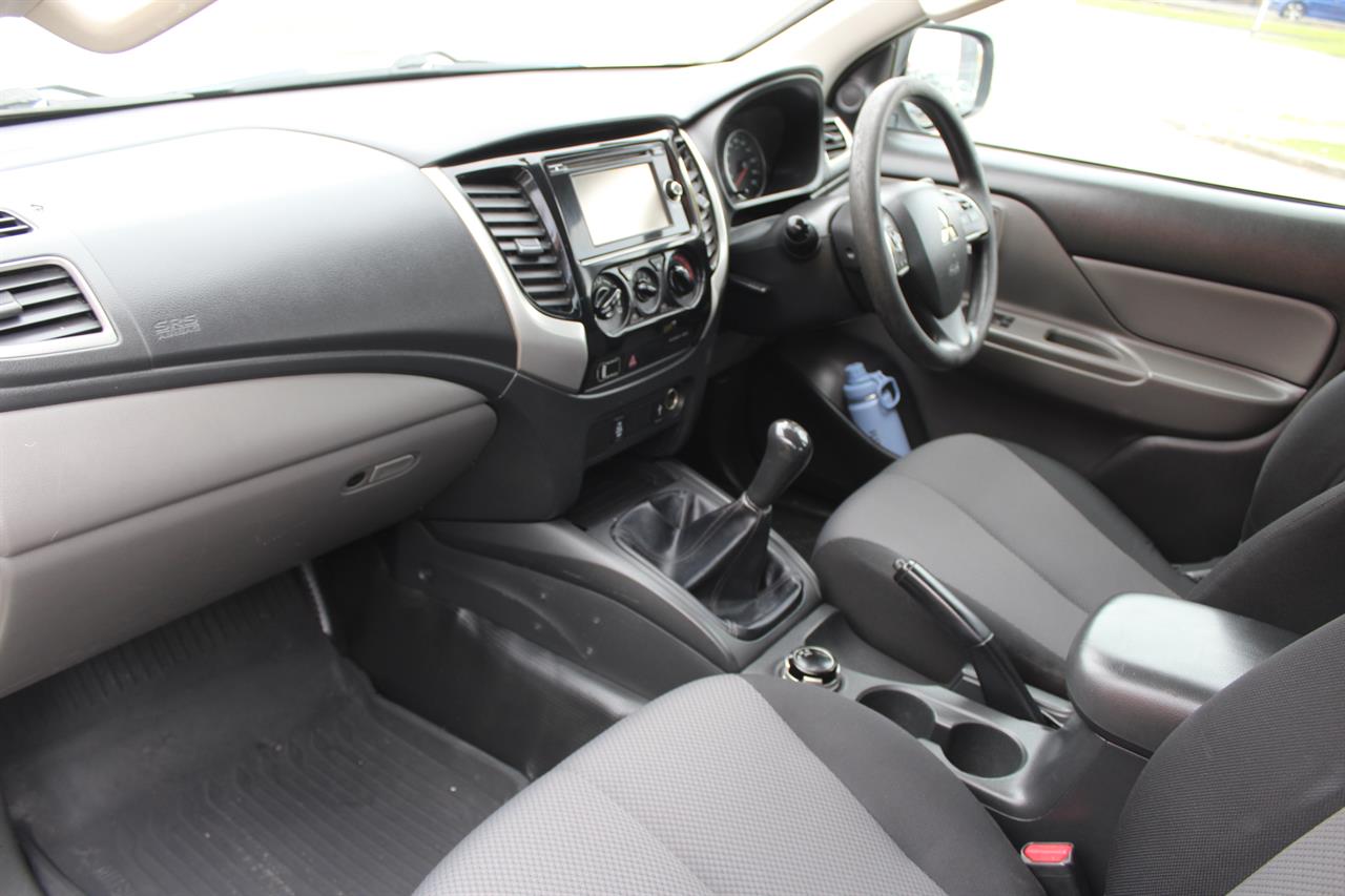 2017 Mitsubishi Triton