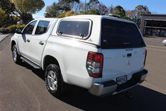 2019 Mitsubishi Triton - Thumbnail