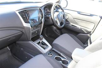 2019 Mitsubishi Triton - Thumbnail