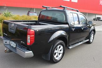 2007 Nissan Navara - Thumbnail