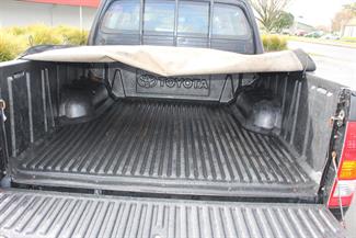 2006 Toyota Hilux - Thumbnail