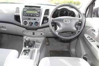 2006 Toyota Hilux - Thumbnail
