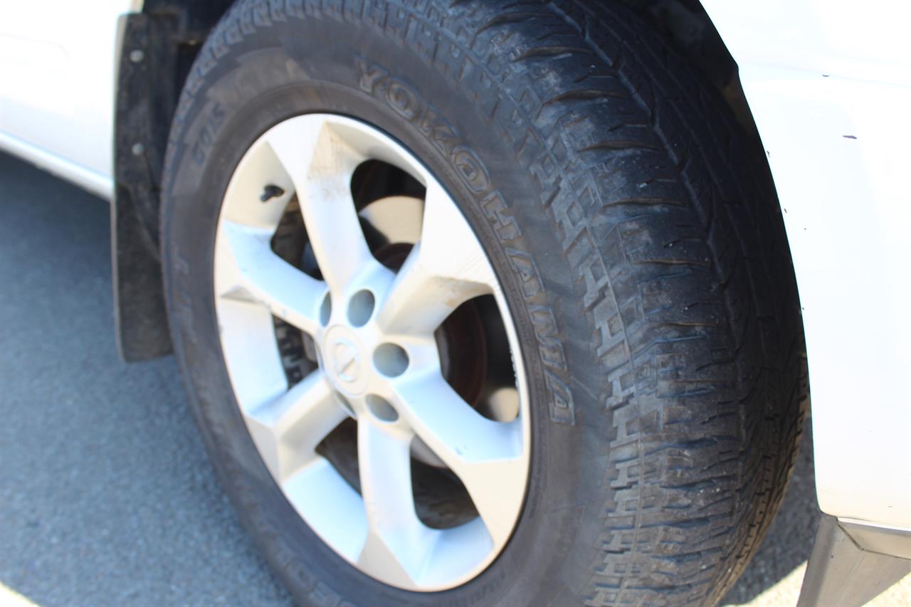 2012 Nissan Navara