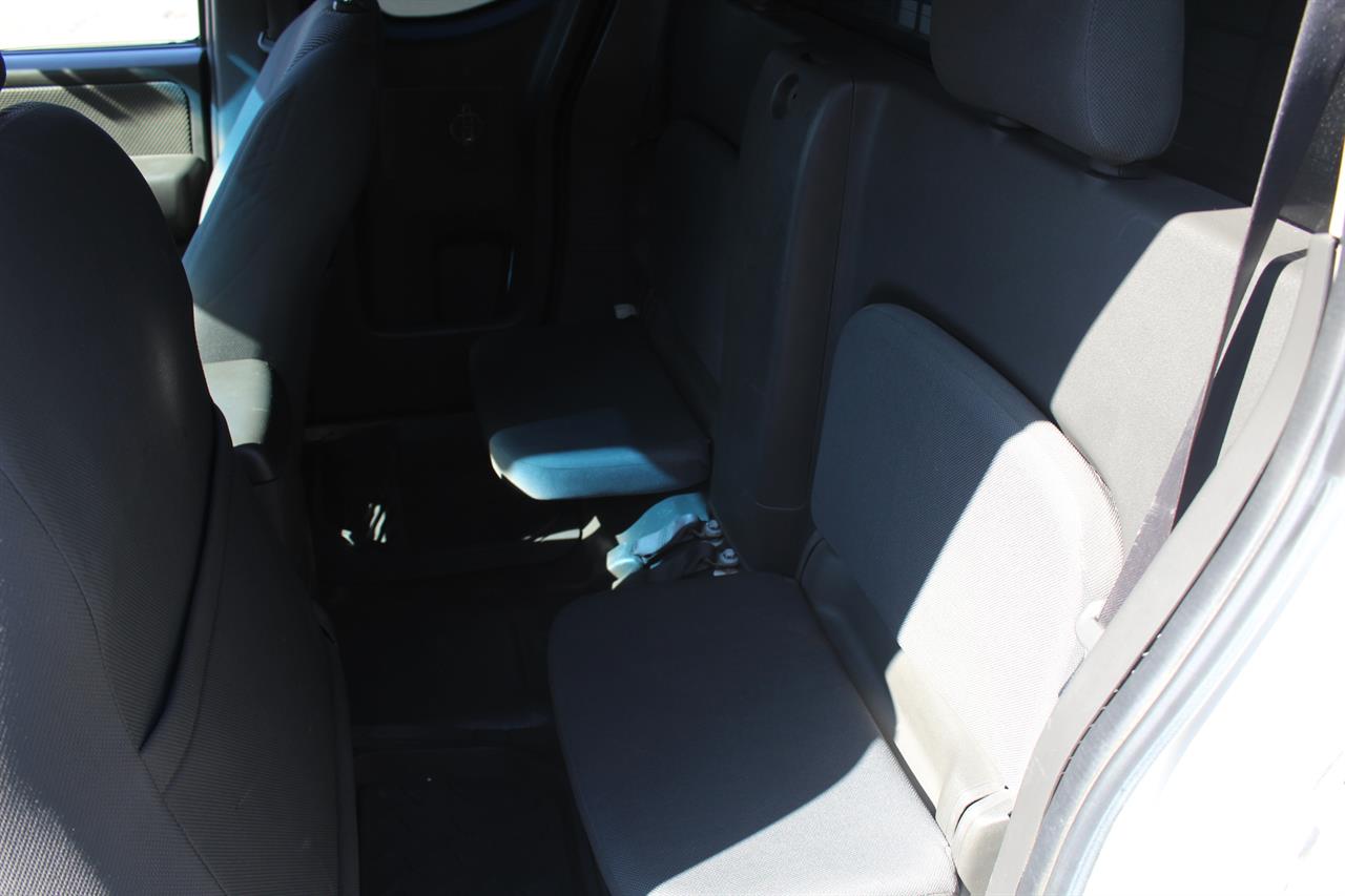 2012 Nissan Navara