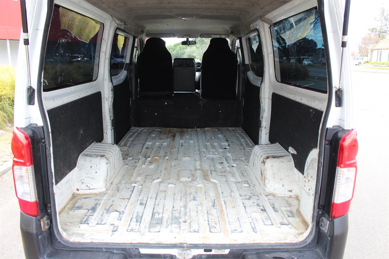2014 Nissan NV350