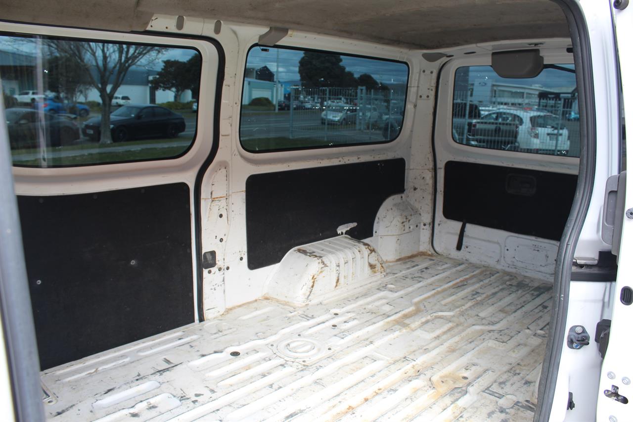 2014 Nissan NV350