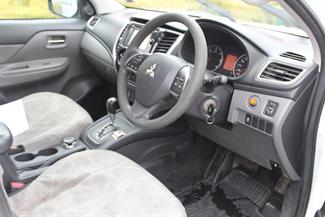 2017 Mitsubishi Triton - Thumbnail