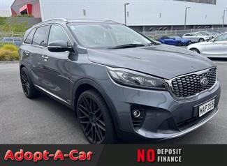 2019 Kia SORENTO - Thumbnail