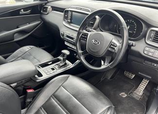 2019 Kia SORENTO - Thumbnail