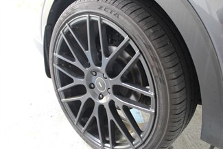 2019 Kia SORENTO - Thumbnail