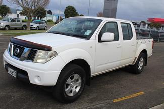 2011 Nissan Navara - Thumbnail