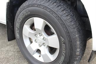 2011 Nissan Navara - Thumbnail