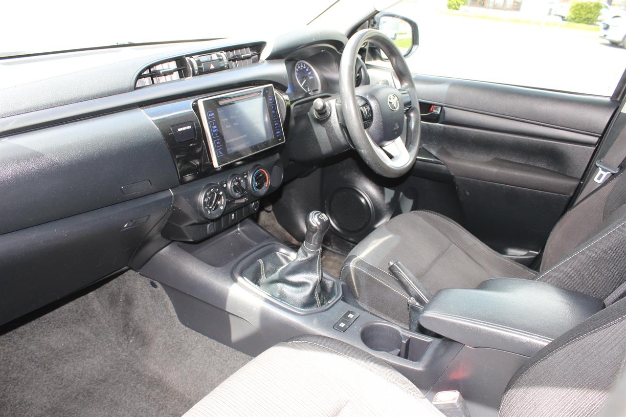 2017 Toyota Hilux