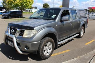 2010 Nissan Navara - Thumbnail