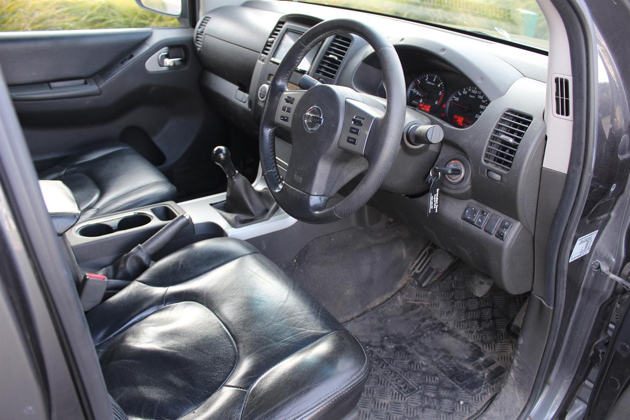 2013 Nissan Navara