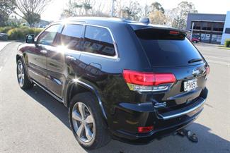 2016 Jeep Grand Cherokee - Thumbnail