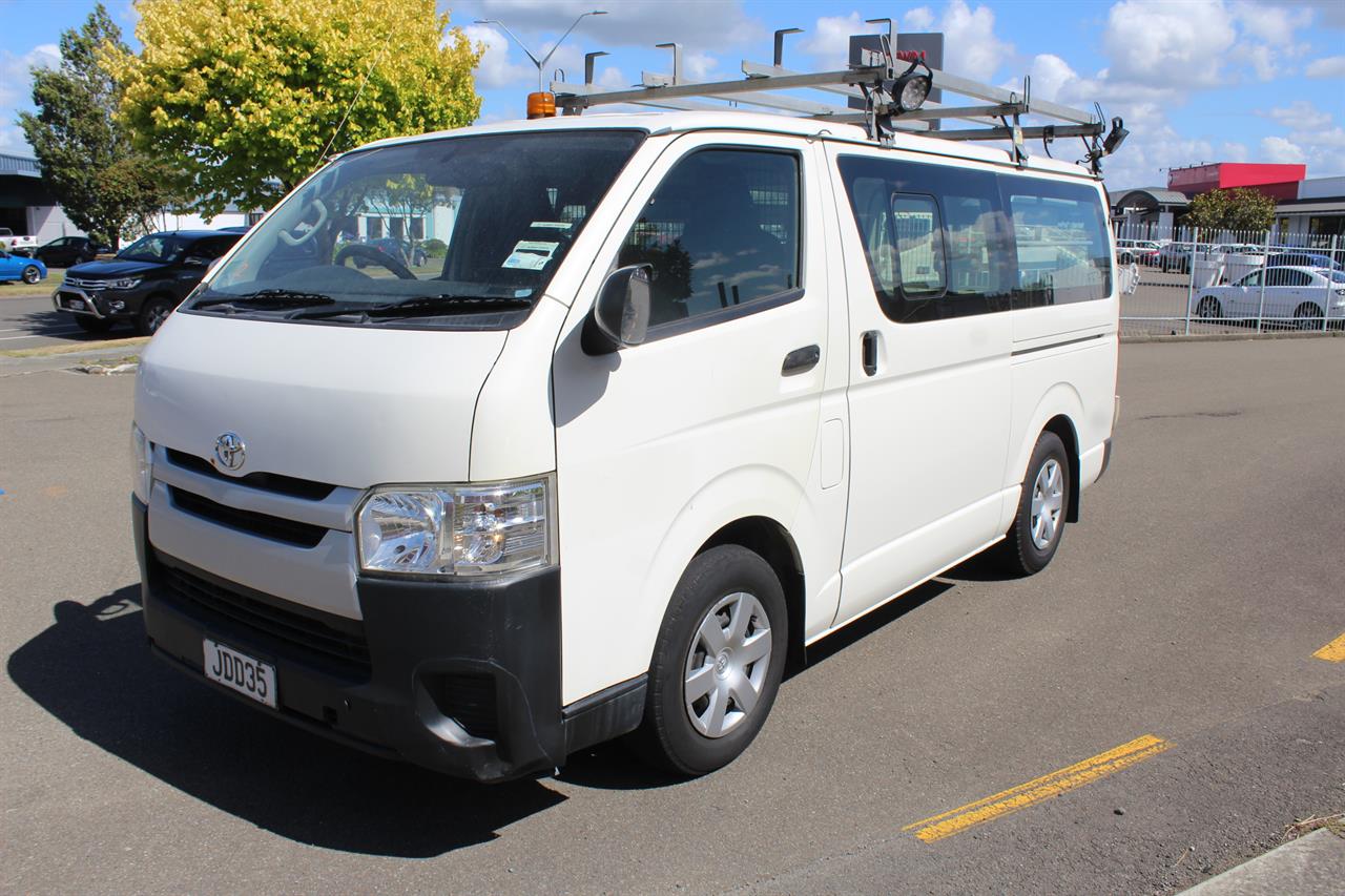 2015 Toyota Hiace